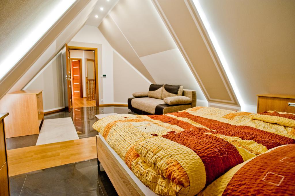 Apartamenty Toporowa Cyrhla Zakopane Room photo